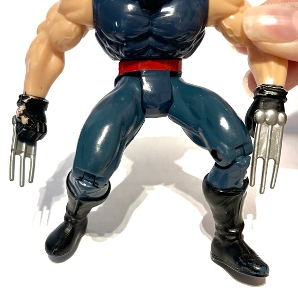 Vintage 1996 Marvel Wolverine X-Men Posable Action Figure Eye Patch Toy Brigade - Picture 7 of 16